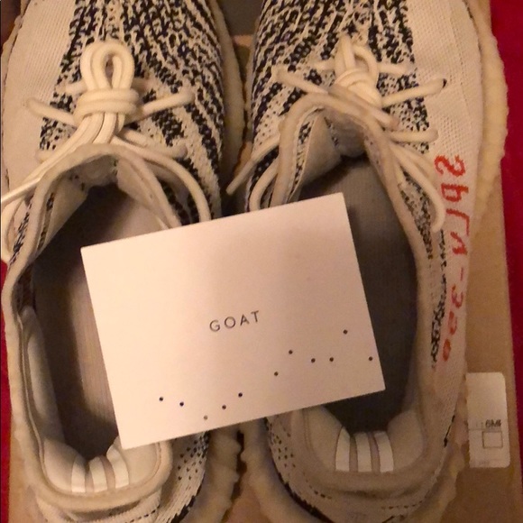 Adidas Yeezy - Picture 8 of 10